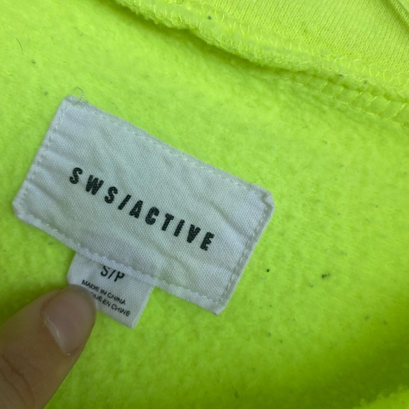 Color Block Pullover - Picture 2 of 3